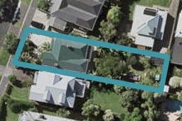 6 William Bond Street, Stanley Point, Auckland