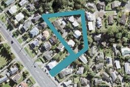 1/873 East Coast Road, Northcross, Auckland