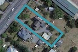 283 High Street South, Carterton