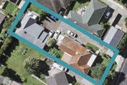 2/460 East Coast Road, Windsor Park, Auckland