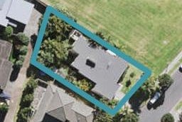 36 Admirals Court Drive, Greenhithe, Auckland