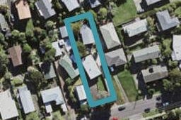 2/35 Roberts Road, Glenfield, Auckland