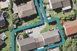 2/11 Orinda Close, Botany Downs, Auckland
