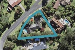1 Kingfisher Grove, Greenhithe, Auckland