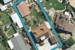 12 Lord Auckland Road, Wakefield