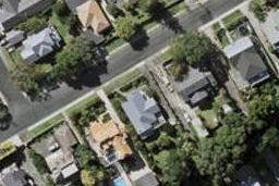 77 Norwood Road, Bayswater, Auckland