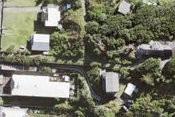 27 Marine Parade South, Piha, Piha