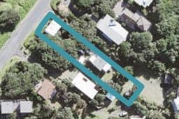147 Marine Parade North, Piha, Piha