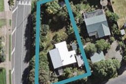 1 Alison Road, Surfdale, Waiheke Island
