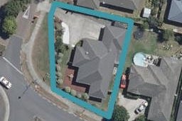 2 Barrington Drive, Huntington, Hamilton