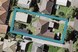 19 Waddell Avenue, Point England, Auckland