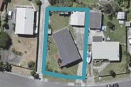 6 Hookway Grove, Paraparaumu