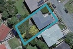15 Longcroft Terrace, Newlands, Wellington