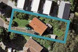 22 Waddell Avenue, Point England, Auckland