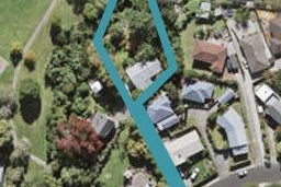56 Kingdale Road, Henderson, Auckland