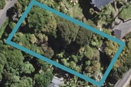 8 Lannan Road, Surfdale, Waiheke Island
