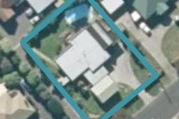 911 Harding Road, Camberley, Hastings