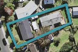 2/42 Kia Ora Road, Beach Haven, Auckland