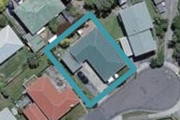 21 Griffiths Grove, Newlands, Wellington