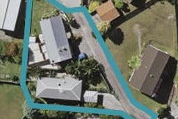 2/82 Totaravale Drive, Totara Vale, Auckland