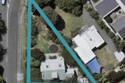 2 Weggery Drive, Waikanae Beach, Waikanae