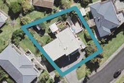 6 Hume Drive, Hillcrest, Auckland