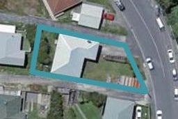 12 Black Rock Road, Newlands, Wellington