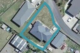 5 Huia Way, Featherston