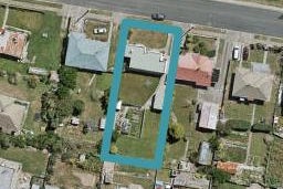 334 Gore Street, Bluff