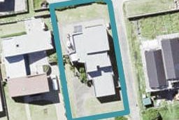 51 Taumata RD, Omaha