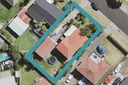 8 Solea Road, Sunnyvale, Auckland