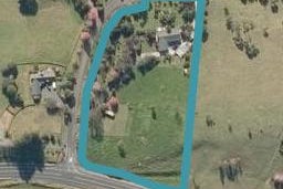 6 Puketutu Drive, Haruru, Haruru