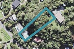 16 Foster Avenue, Huia, Auckland
