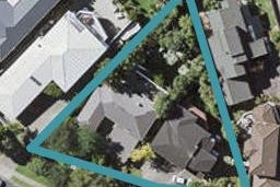 2/297 East Coast Road, Mairangi Bay, Auckland