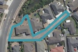 74 Barrington Drive, Huntington, Hamilton
