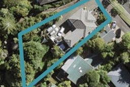 20 Highland Avenue, Titirangi, Auckland