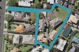 2/13 Temple Street, Meadowbank, Auckland