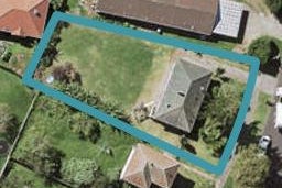 43 Waddell Avenue, Point England, Auckland