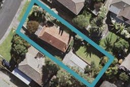 10 Tree View Avenue, Glenfield, Auckland