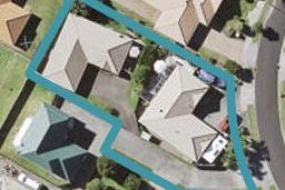 2/9 Casabella Court, Northpark, Auckland
