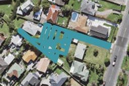 2/8 Hepburn Road, Glendene, Auckland