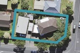 2/184 Universal Drive, Henderson, Auckland