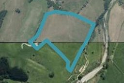 215 Teapot Valley Road, Wakefield
