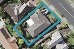 18 Lexington Drive, Botany Downs, Auckland