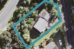 49 Seaview Road, Piha, Piha