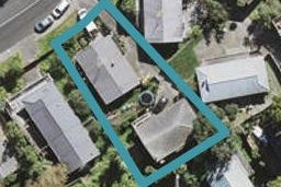 1/117 Spinella Drive, Bayview, Auckland