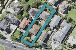 2/459 Beach Road, Murrays Bay, Auckland