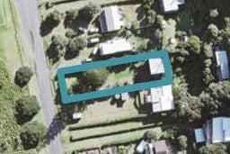 93 Marine Parade North, Piha