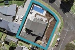 21 Kiwi Esplanade, Mangere Bridge, Auckland
