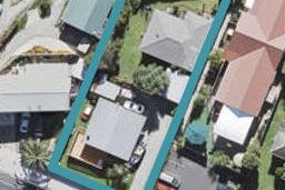 2/11 St Leonards Road, Kelston, Auckland